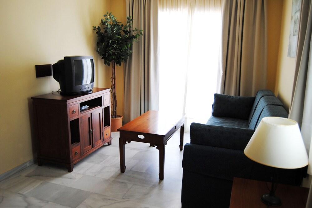 Anoreta Suites Rincon de la Victoria Luaran gambar